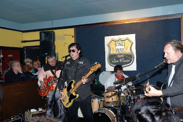min 2006 11 17 one way 177
